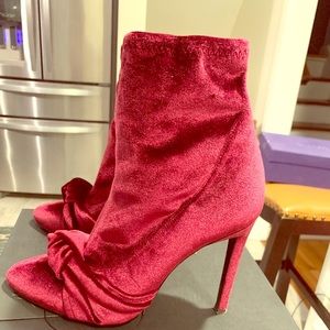 GIUSEPPE ZANOTTI Red Velvet booties